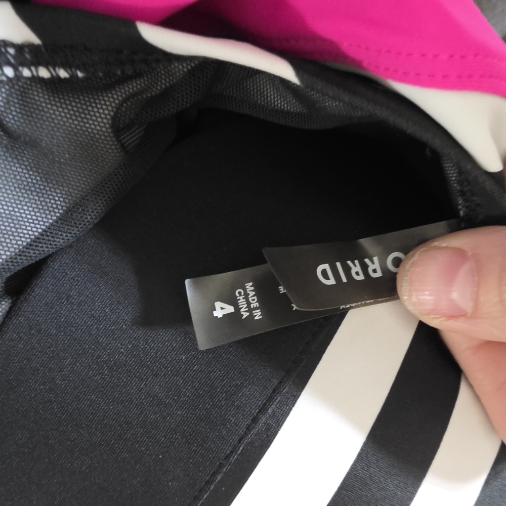 Torrid Size 4 Pin-Up One Piece Swimsuit | Vintage Barbie Style- Pink Black White - Picture 4 of 5